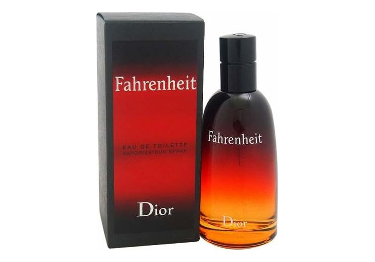 Купить Dior Sauvage Parfum для мужчин в интернетмагазине Dior цена  описание аромата